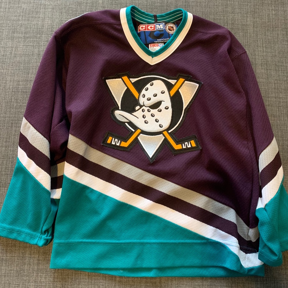 Vintage Mighty Ducks jersey